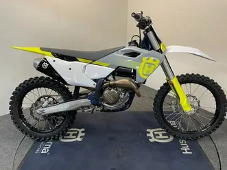 2-husqvarna-fc-250-annee-2024-ref-ls-3071