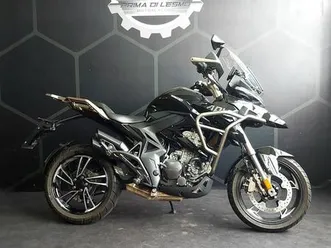 vendo-zontes-zt310-t1-2021-23-usata-a-merate-codice-9672027-moto-it