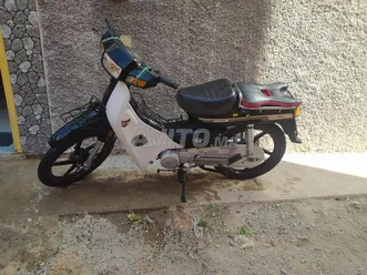 c50 a vendre دراجة نارية للبيع