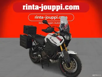 z-super-tenere-huoltokirja-acrapovic-pakoputki-yamaha-laukkusarja-abs-tcs-pohjapanssa