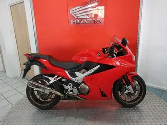 honda-vfr800f