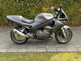 triumph-sprint-955i-rs-2001-motoren-triumph-marktplaats