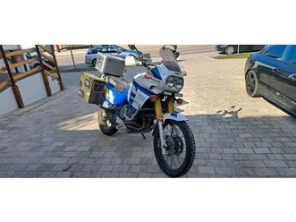 yamaha-xtz-750-super-tenere-viele-ersatzteile-motor