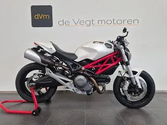 ducati-monster-696-monster696-plus-abs-desmo-gehad-motoren-ducati-marktplaats