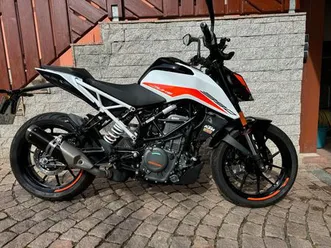 ktm-duke-390