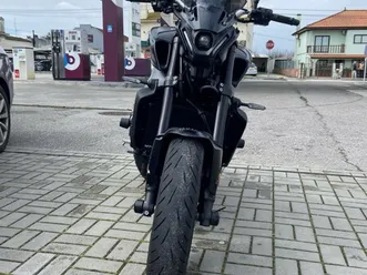 yamaha-mt-09-2023