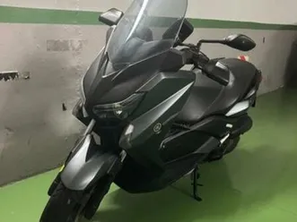 yamaha-xmax-tech-max-125-abs