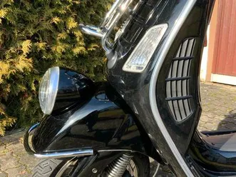 vespa-gtv-300ie-via-monte-napoleone-orig-13'-km