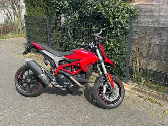ducati hypermotard 939