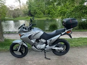 honda-varadero-125cm3