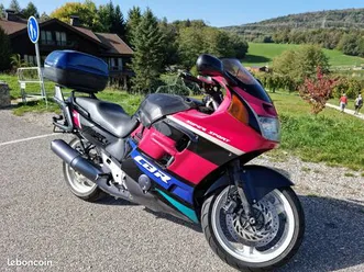 honda-cbr-1000f-controle-technique-ok