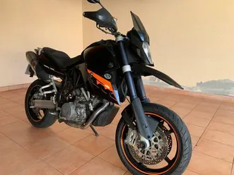 ktm-990-supermoto-tuv-26-akrapovic-sportauspuff