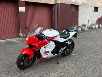 hyosung-gt-650-i-r-motorrad-supersportler-gt650r-gt650ir