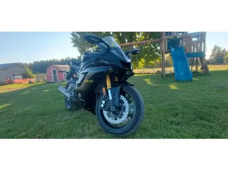 2017-yamaha-r6