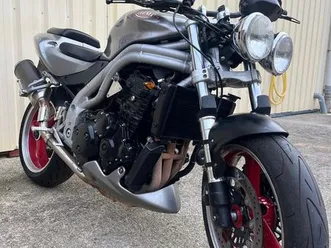 triumph-speed-triple-955