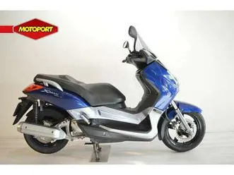 yamaha-x-max-250-yp-xmax