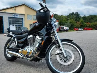 suzuki-intruder-vs52a