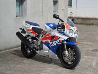 honda-cbr-900rr-sc28