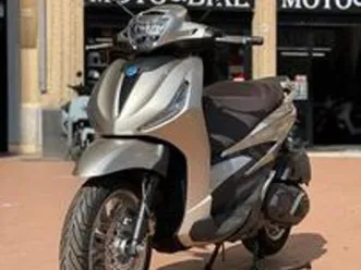 piaggio beverly 400
