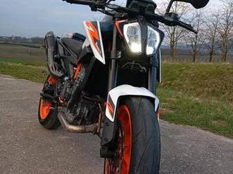 ktm-duke-890r
