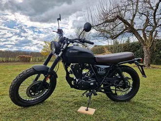 brixton-cromwell-125