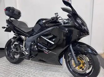 triumph-sprint-st-1050-extras-fitted-to-bike-comes-with-new-mot-and-warranty-1050-cc