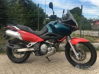 suzuki xf freewind 650 del 1997 compreso trapasso-