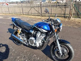 yamaha-xjr-1300-sp-top-stav