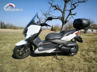 yamaha-x-max-250