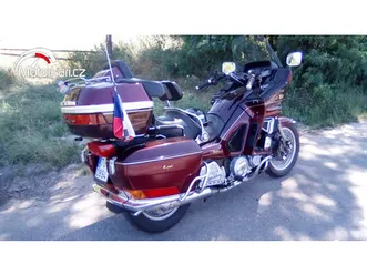 yamaha-xvz-1300-venture-royale