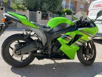 kawasaki-zx6r