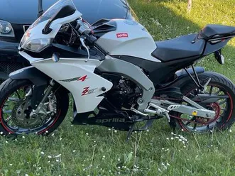 aprilia-rs4-50-schalt-moped