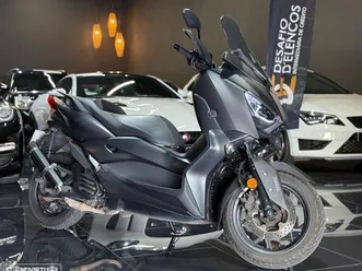 yamaha x-max