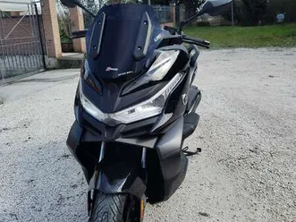 voge-sr4-max-350-nero