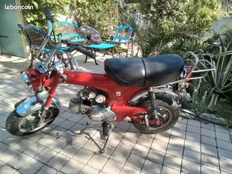 moto-honda-dax-st70