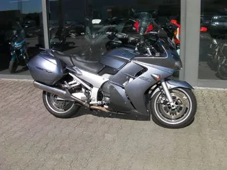 yamaha-fjr1300a-koffer-heizgriffe-2-besitzer