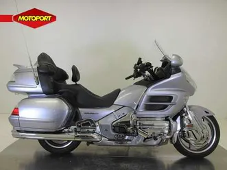 honda-gl-1800-goldwing