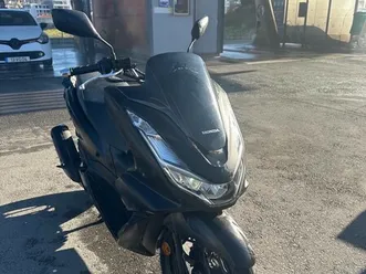 honda-pcx-2022