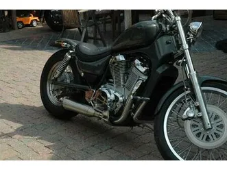 suzuki-vs-intruder-800