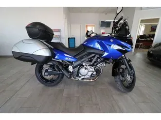 suzuki-v-strom-dl-650-mit-koffern