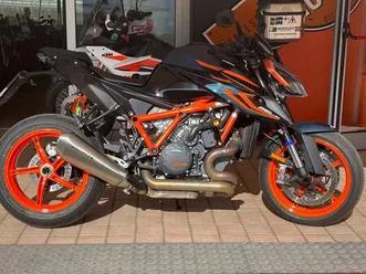 vendo-ktm-1290-super-duke-r-evo-2022-23-usata-a-varese-codice-9677986-moto-it