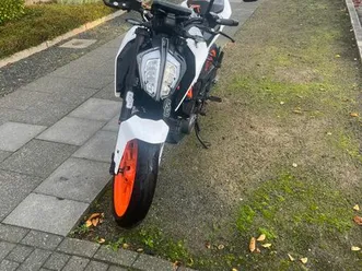 ktm-duke-390