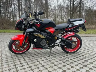 aprilia-rsv-1000-tuono