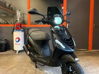 piaggio-zip-45km-brom-sp-full-matt-black-2015-turbo-kit-scooters-piaggio-marktplaats