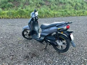 peugeot-tweet-50-grazie