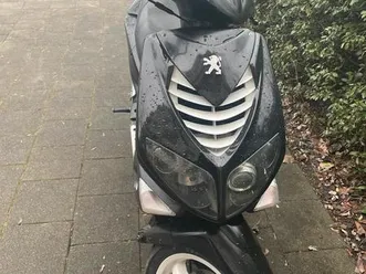 verkaufe-peugeot-speedfight-2