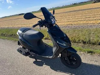 piaggio-zip-sp-45km-led-windscherm-laag-valbeugel-scooters-piaggio-marktplaats