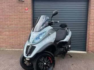 super-nette-piaggio-mp3-400cc-autorijbewijs-motorscooter-motoren-piaggio-marktplaats