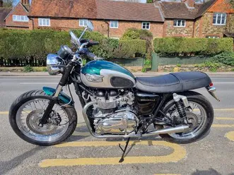 triumph-bonneville-790-790-cc