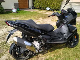 malaguti-madison-300-rej-2022-faktura-vat-aleksandria-pierwsza